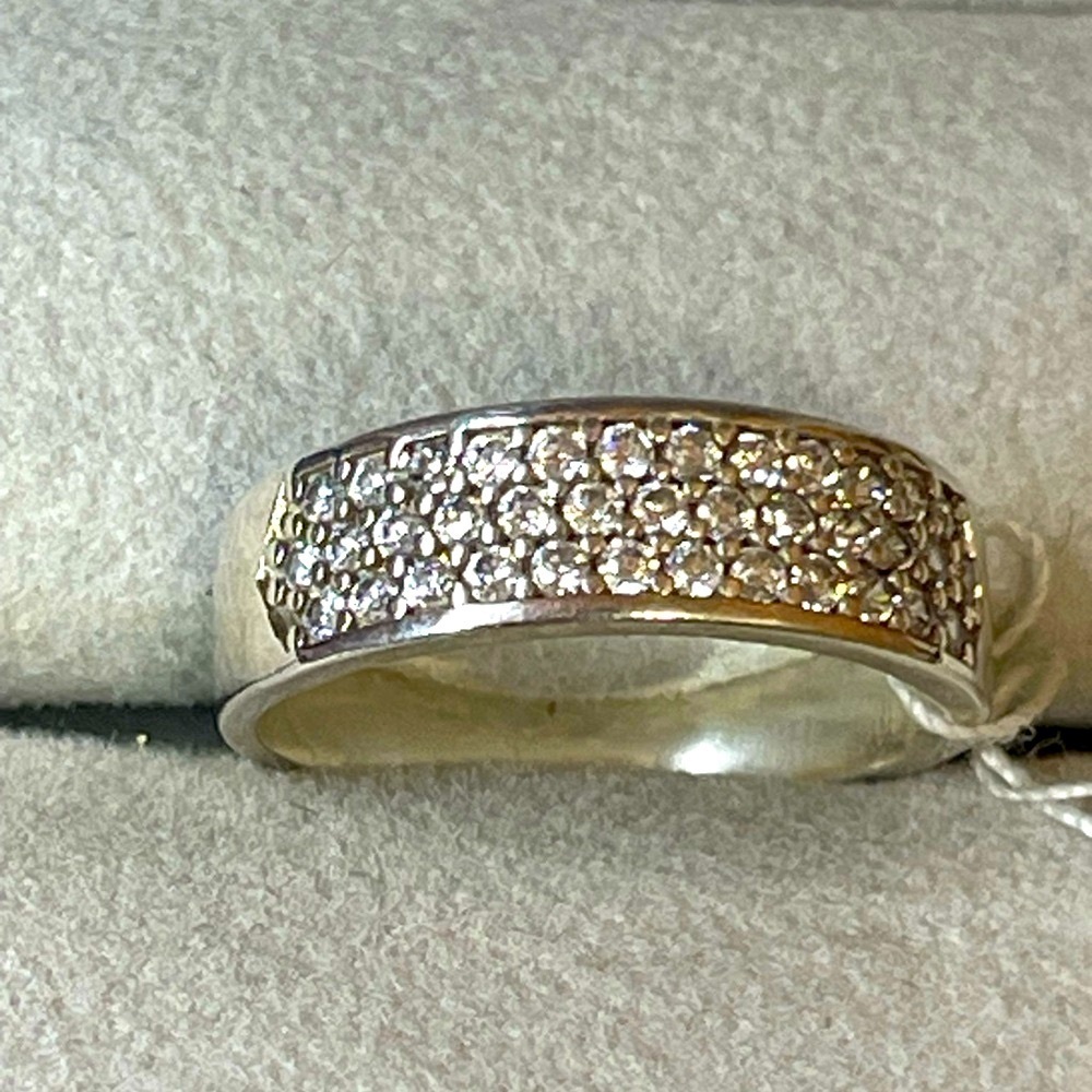 NWT 925 Sterling Silver Band Ring With Cubic Zirconia Size 18 - 8US - Picture 4 of 6
